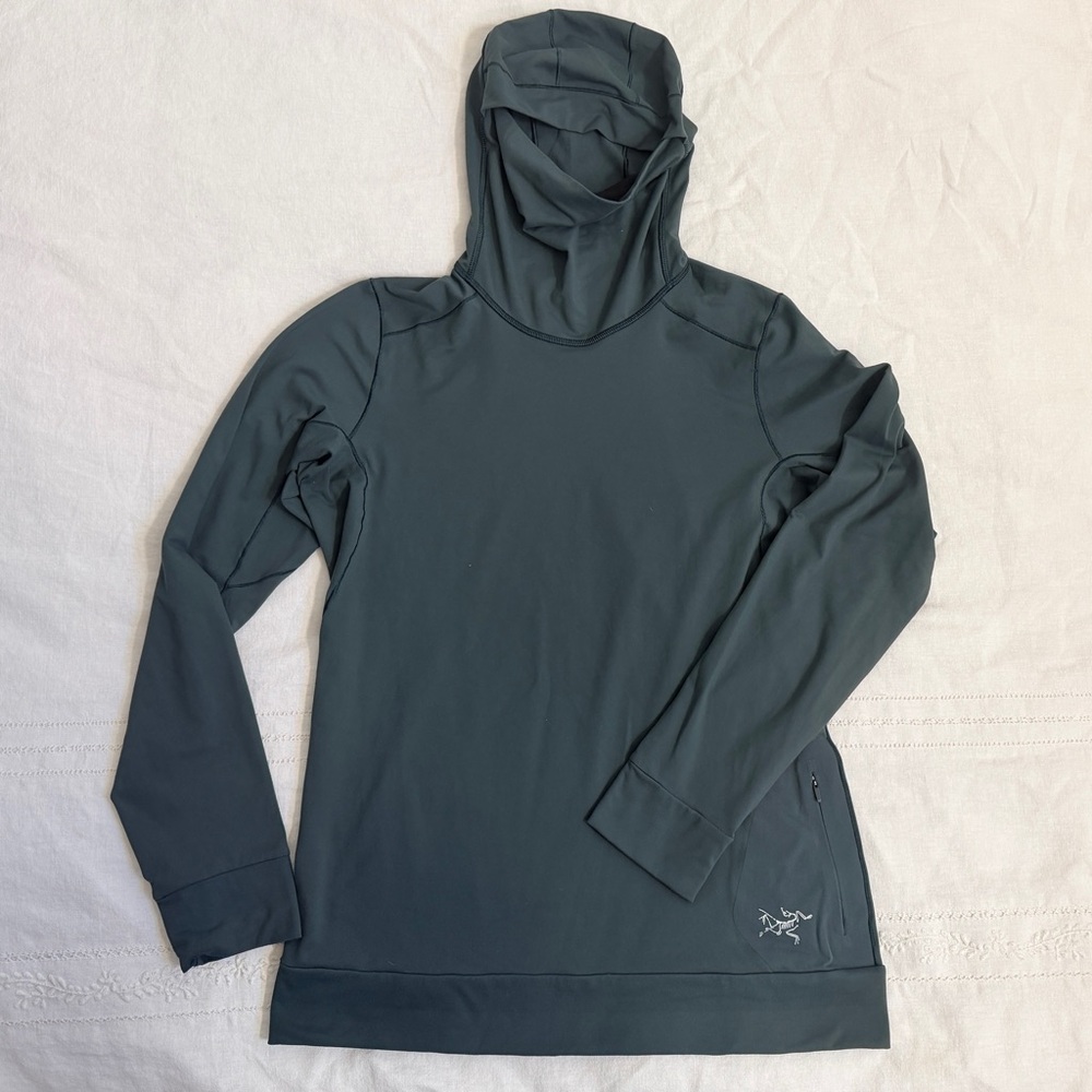 Women’s Arc’teryx Vertices Hoody size small